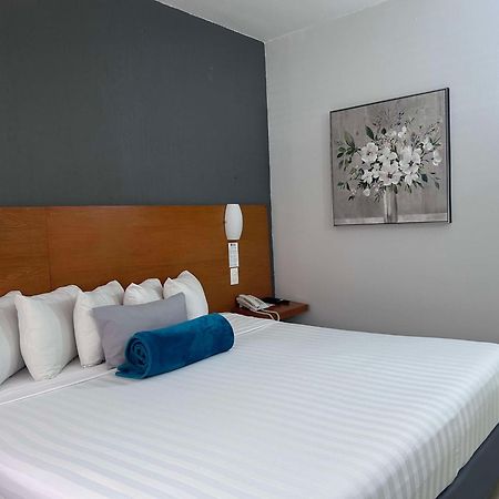 Hotel Gran Minatitlan Plaza Esterno foto