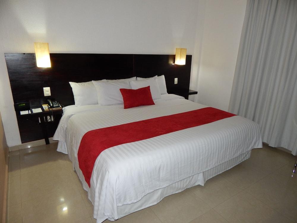 Hotel Gran Minatitlan Plaza Esterno foto