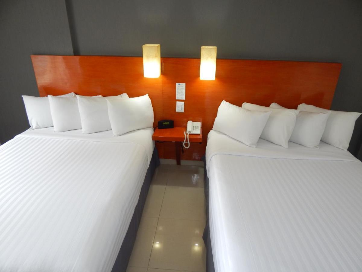 Hotel Gran Minatitlan Plaza Esterno foto