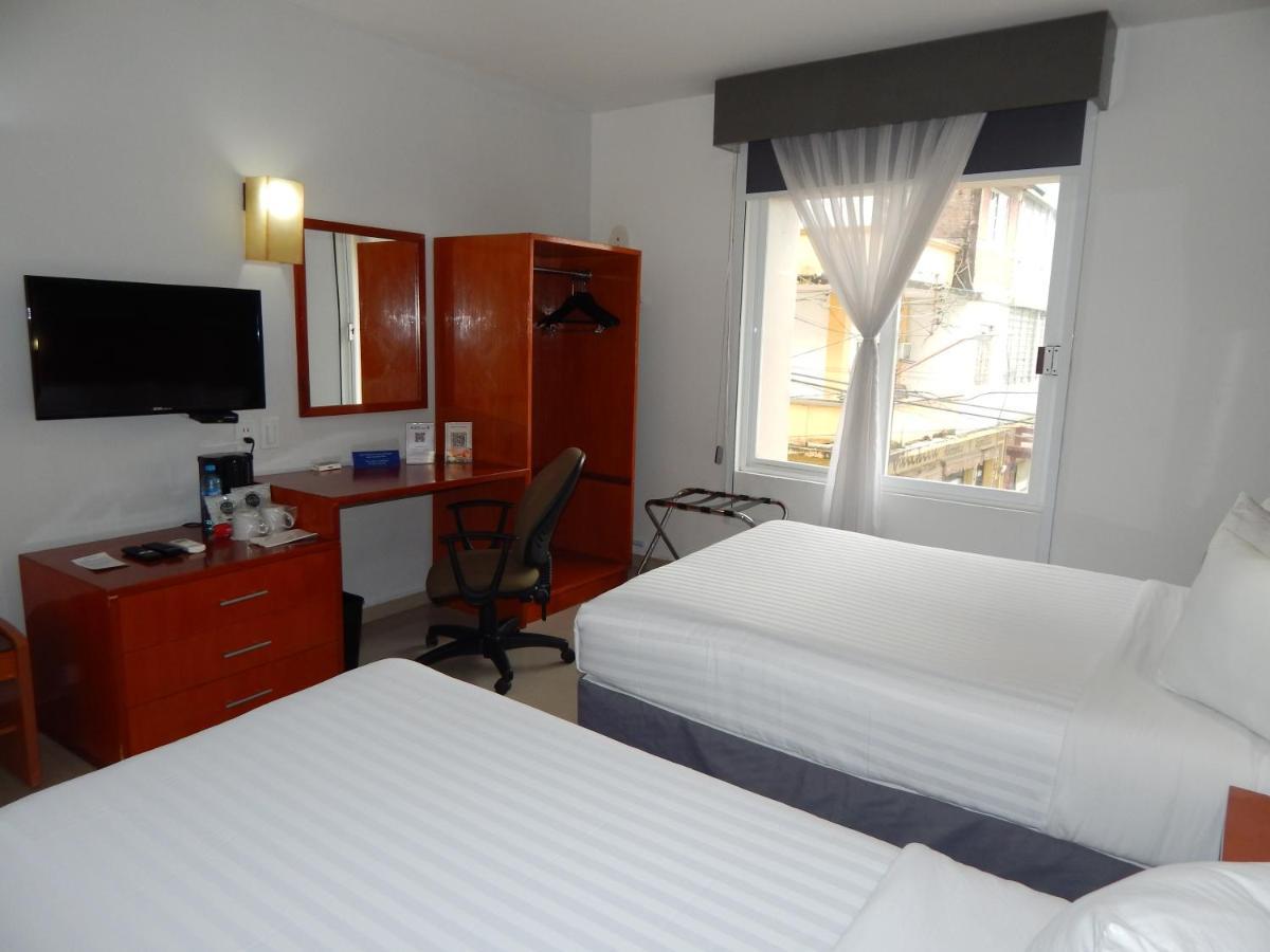 Hotel Gran Minatitlan Plaza Esterno foto