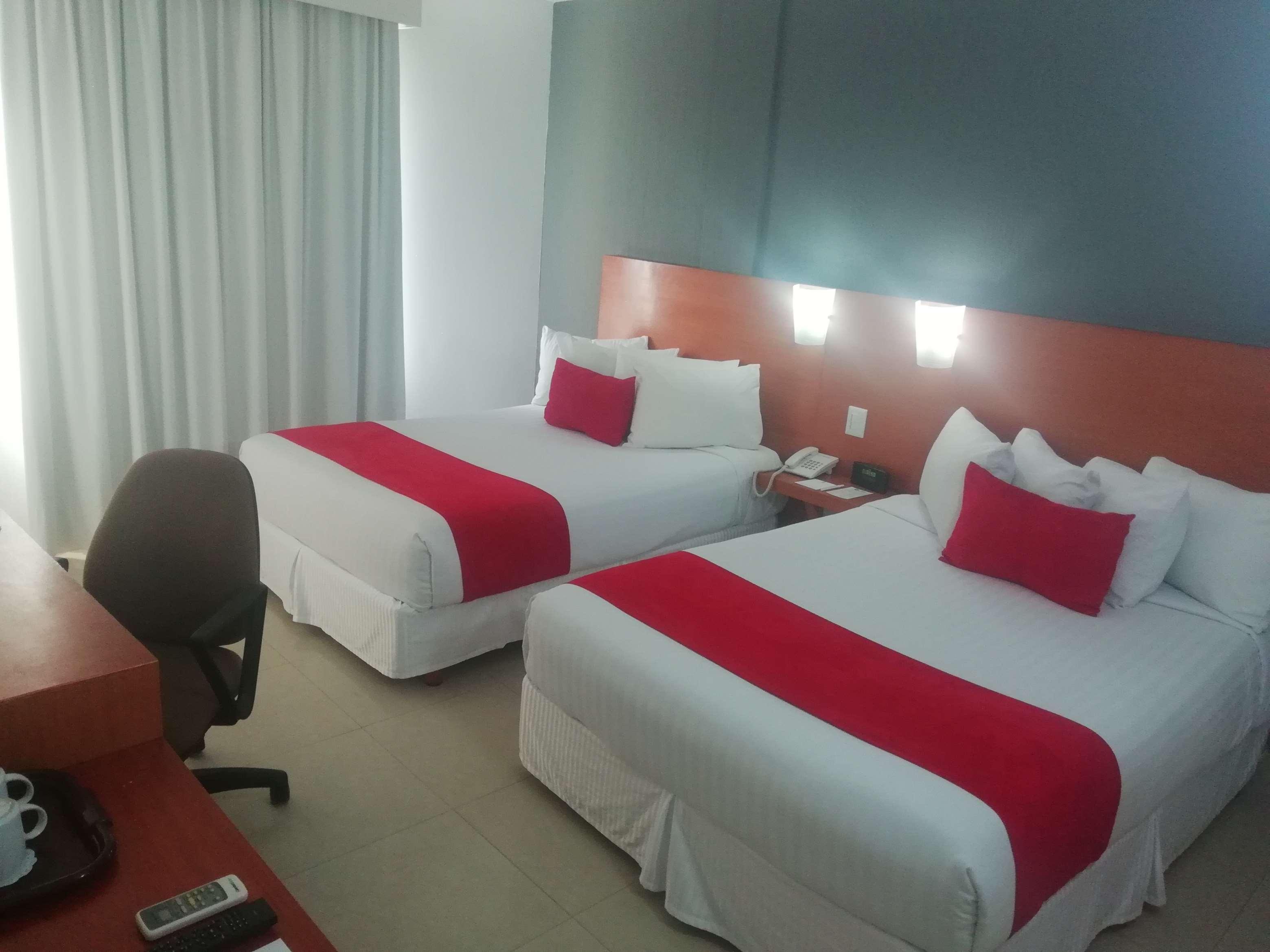 Hotel Gran Minatitlan Plaza Esterno foto