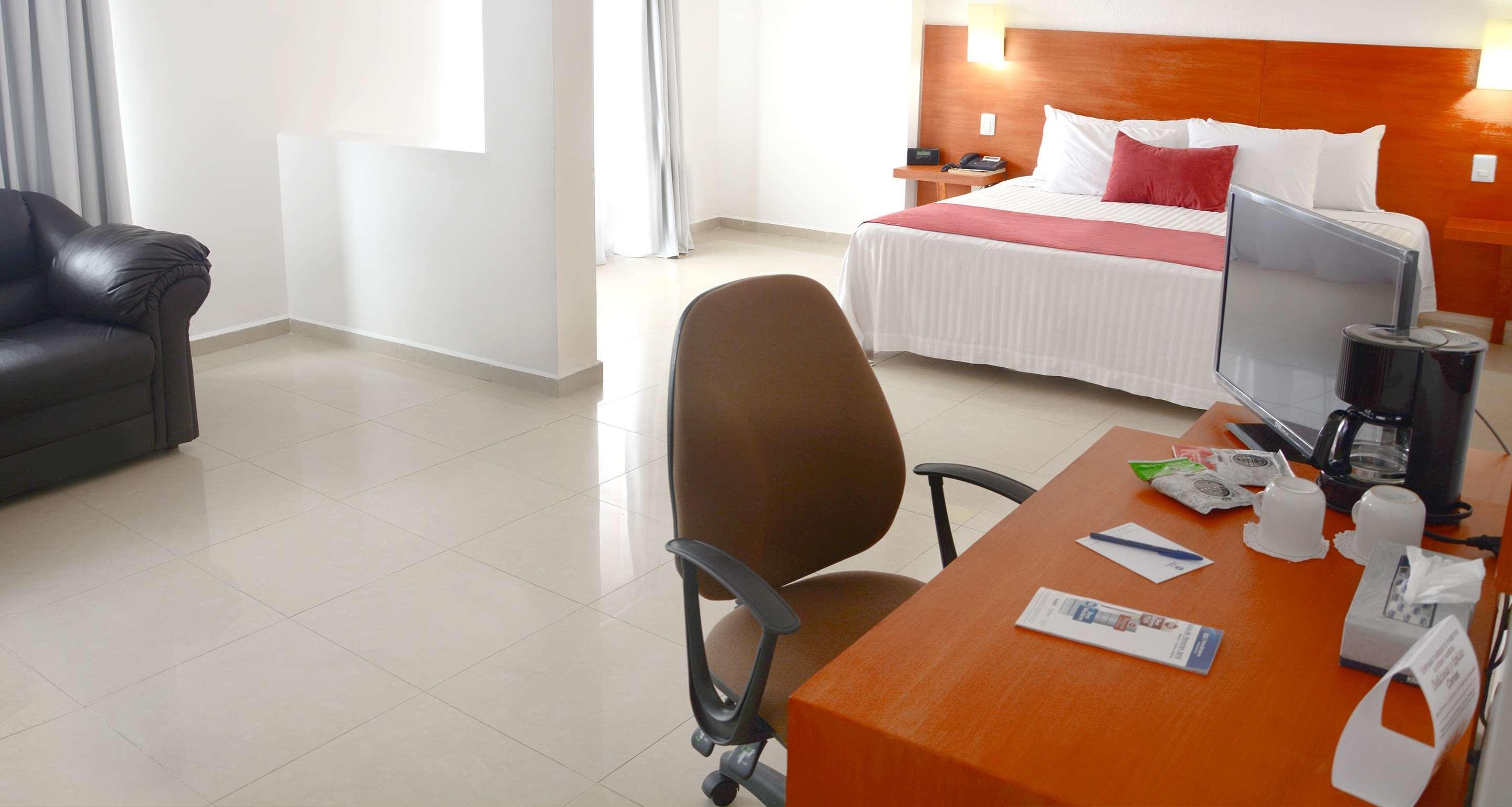 Hotel Gran Minatitlan Plaza Esterno foto