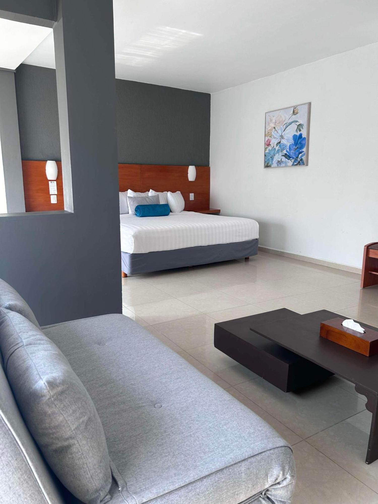 Hotel Gran Minatitlan Plaza Esterno foto